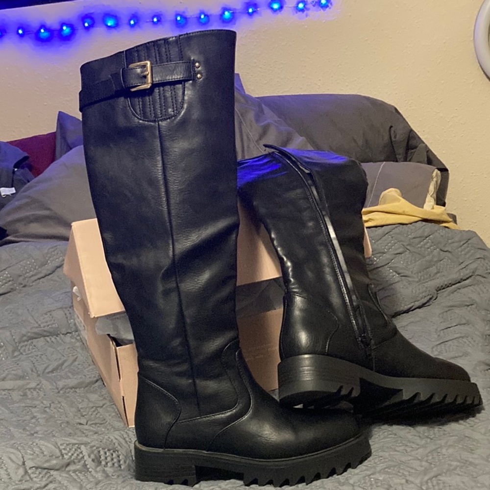 Adorable knee high moto boots